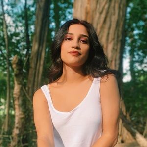 Meet your Posher, Jasmine